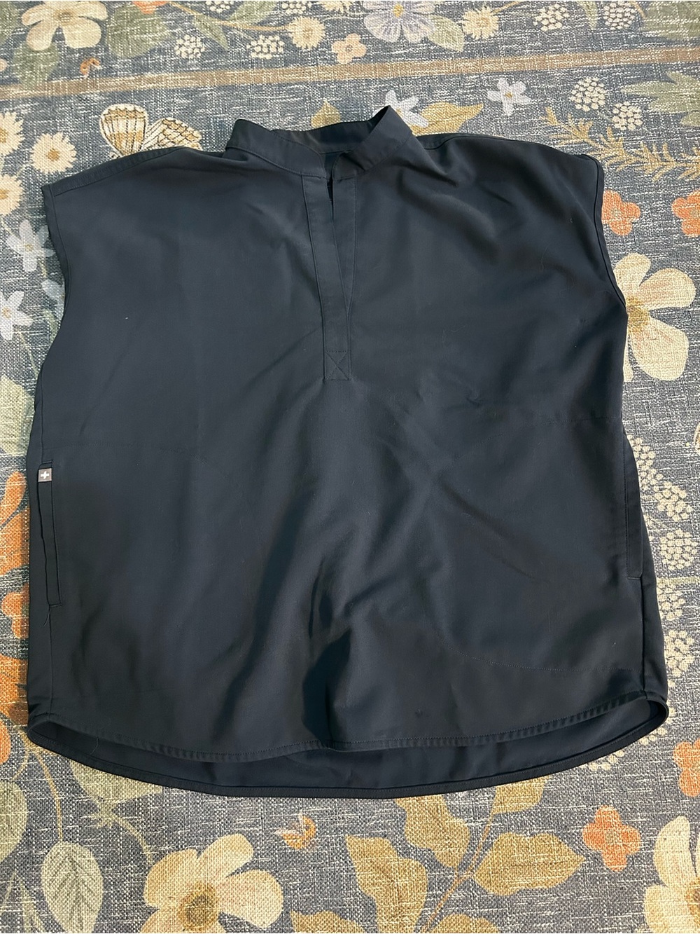 Figs Women's  Rafaela Scrub Top in Dark Harbor